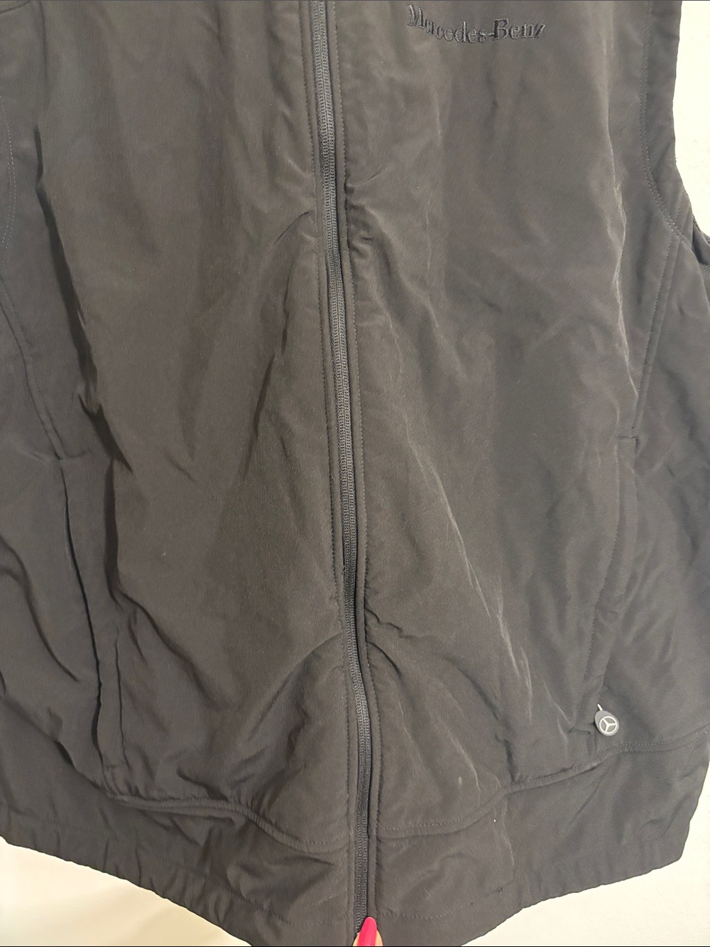 Mercedes-Benz Men's Black Zip Vest with Logo - Picture 2 of 9